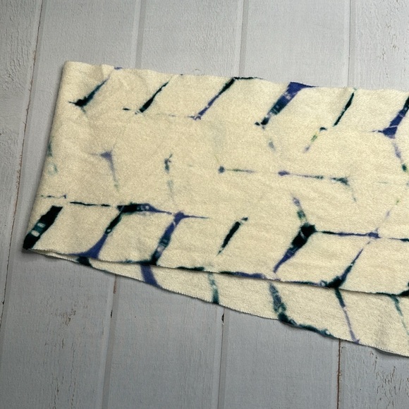 Cashmere scarf hand dyed blue and green - Picture 10 of 13